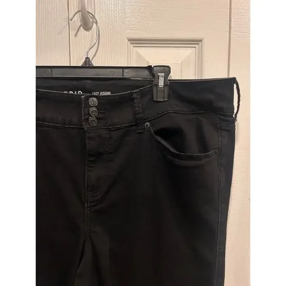 Torrid Black Crop Jegging Size 22 - Picture 3 of 10